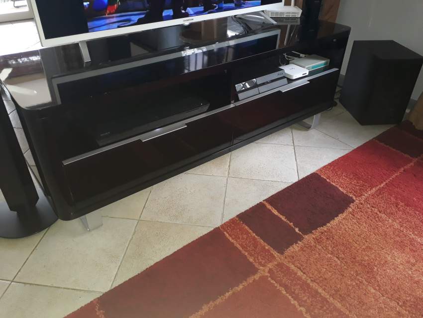 Meuble pour TV   - 1 - Tables  on Aster Vender