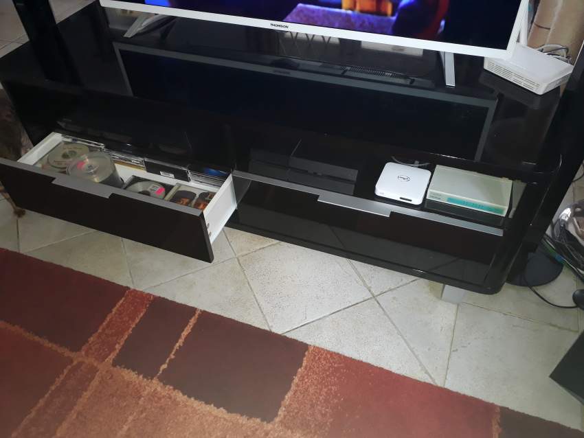 Meuble pour TV on Aster Vender