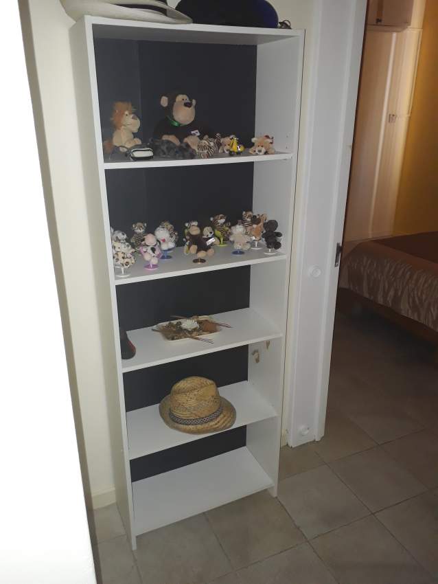 Etagère d’appartement on Aster Vender