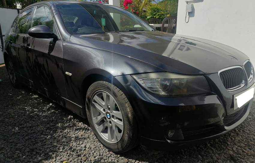 Bmw 320i year 2005  - 5 - Luxury Cars  on Aster Vender