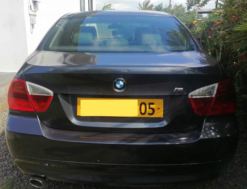 Bmw 320i year 2005  - 4 - Luxury Cars  on Aster Vender