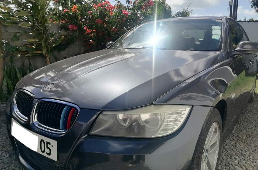 Bmw 320i year 2005  - 0 - Luxury Cars  on Aster Vender