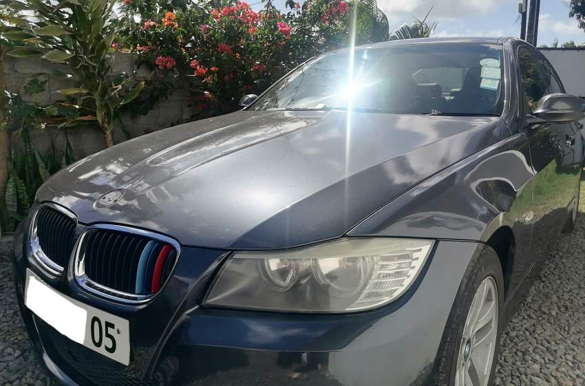 Bmw 320i year 2005 on Aster Vender