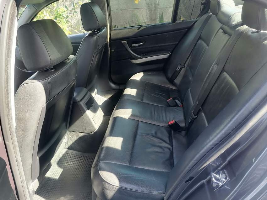 Bmw 320i year 2005  - 3 - Luxury Cars  on Aster Vender