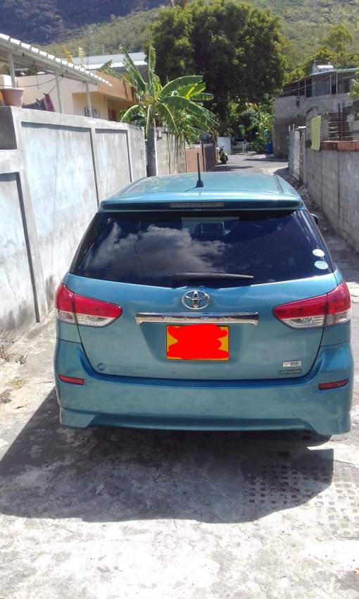 Toyota Wish - 3 - Family Cars  on Aster Vender