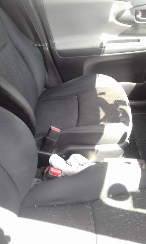 Toyota Wish - 5 - Family Cars  on Aster Vender