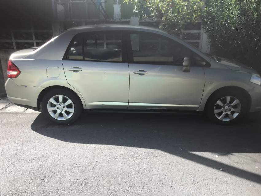 Nissan tiida 2005 automatic  - 1 - Family Cars  on Aster Vender