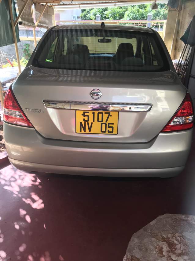 Nissan tiida 2005 automatic  - 5 - Family Cars  on Aster Vender