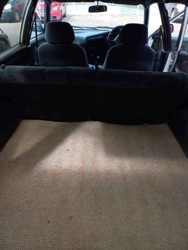 Mitsubishi Lancer - autovan - 1300 cc - 4 - Compact cars  on Aster Vender