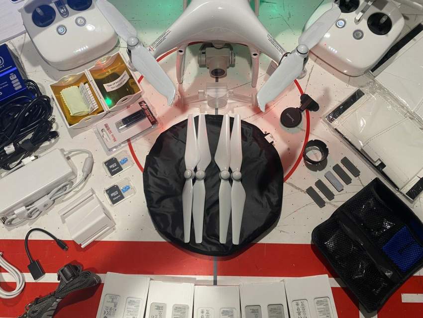  DJI Phantom 4 RTK Drone with Base Station for Mapping - 1 - All electronics products  on Aster Vender