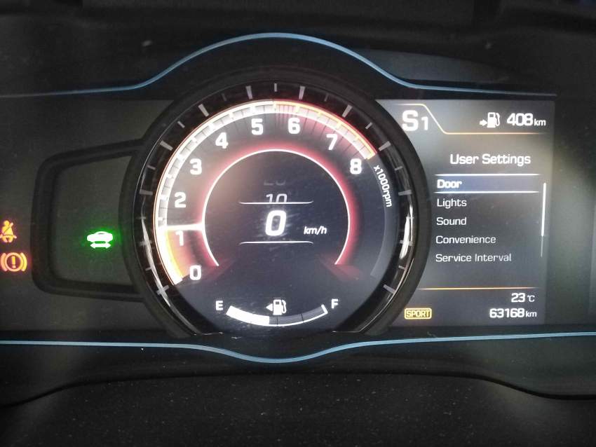 Vends Hyundai Ioniq Hybrid  - 8 - Family Cars  on Aster Vender