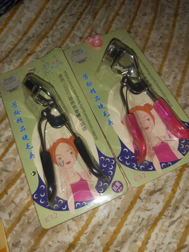 Applique Cils a vendre - 1 - Other face care products  on Aster Vender