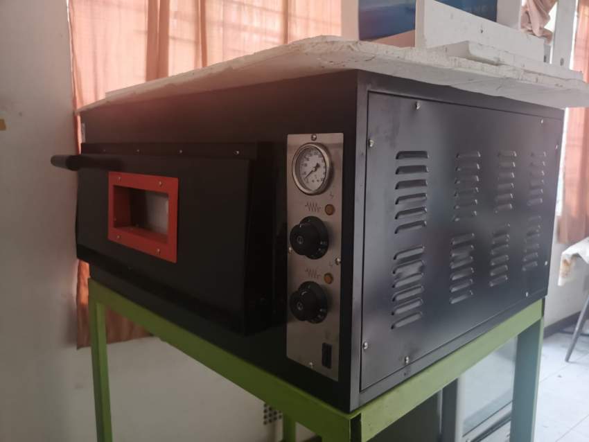 Commercial Pizza Oven - 0 - Other machines  on Aster Vender