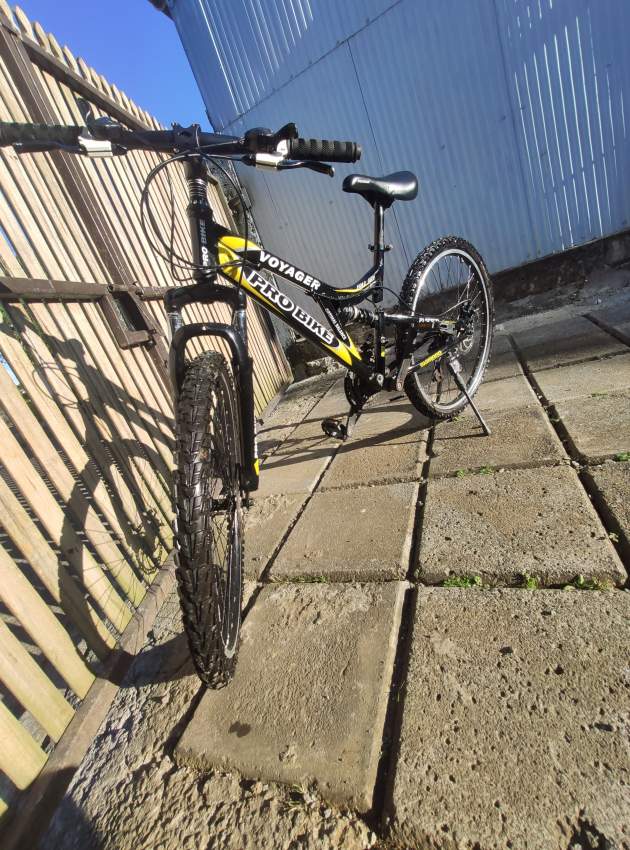 Bicycle  - 3 - Road bicycles  on Aster Vender