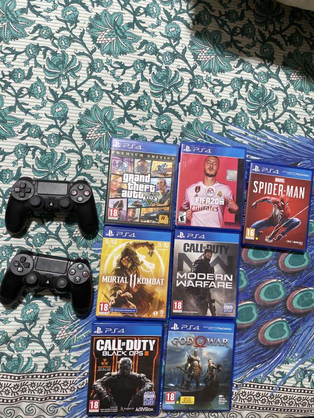 7 ps 4 game and 2 controller original - 0 - Other Indoor Sports & Games  on Aster Vender