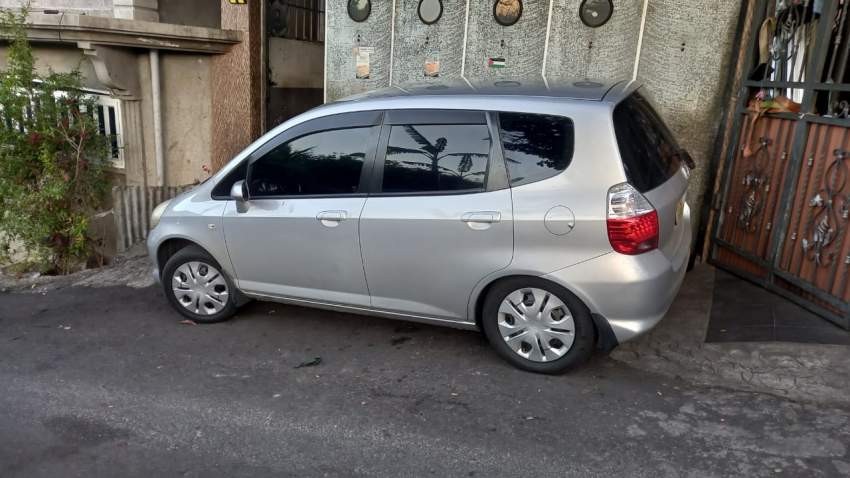 Voiture A vendre - 0 - Compact cars  on Aster Vender