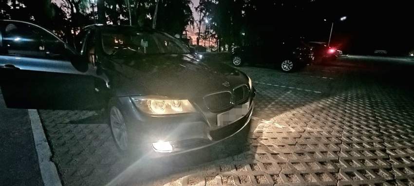 Bmw  - 3 - Compact cars  on Aster Vender