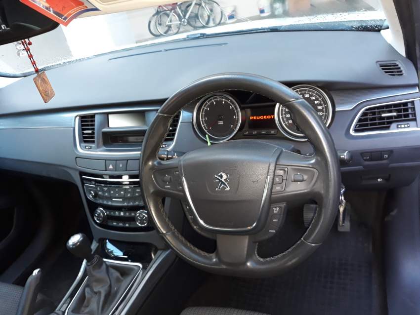 PEUGEOT 508 (manual) 1.6L (156HP) Yr NOV11 - 1 - Luxury Cars  on Aster Vender