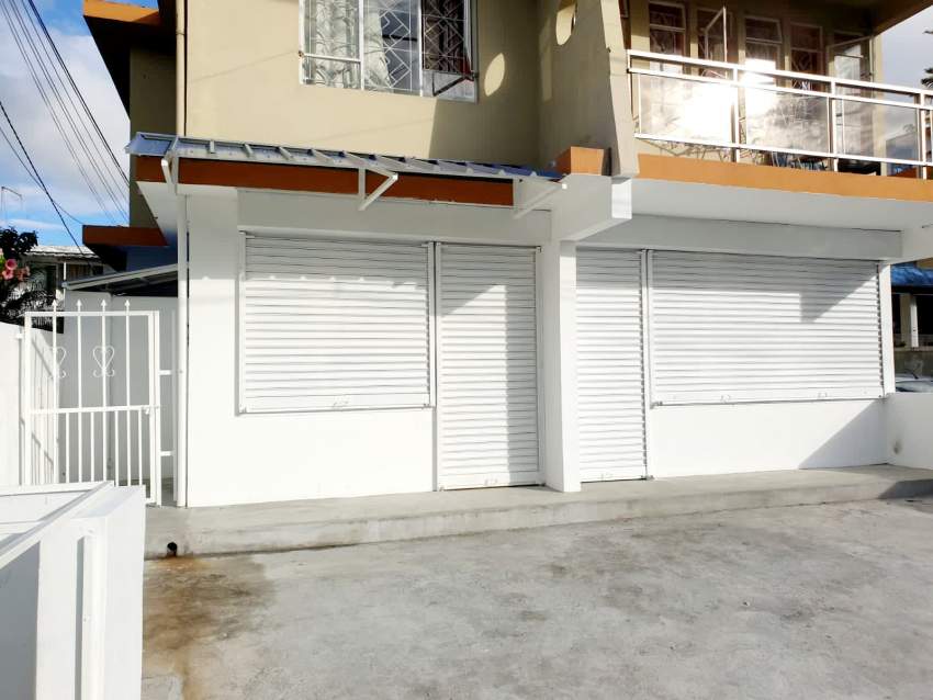 Residential and Commercial Building for Sale - Main Road of Vacoas - 3 - Building  on Aster Vender