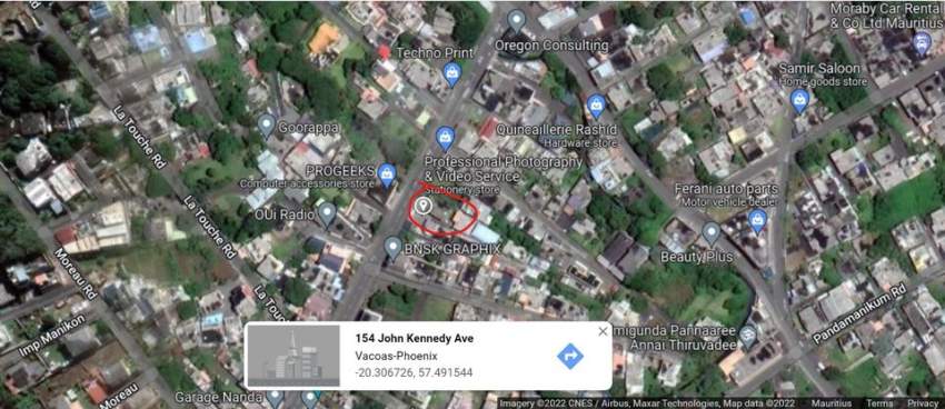 Residential and Commercial Building for Sale - Main Road of Vacoas on Aster Vender