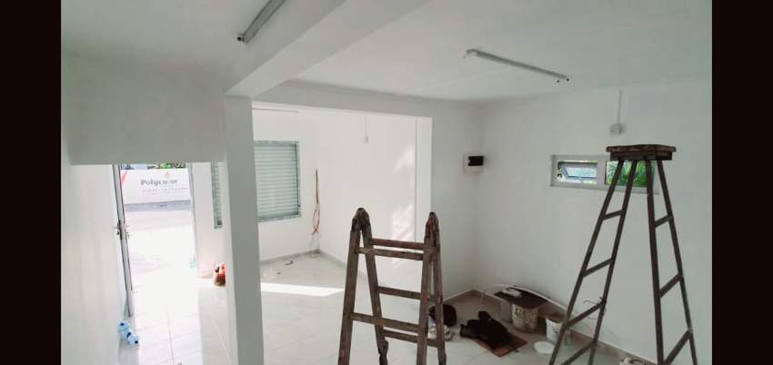 Residential and Commercial Building for Sale - Main Road of Vacoas - 1 - Building  on Aster Vender