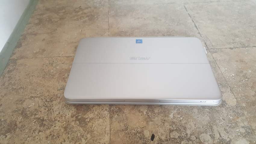Laptop 2 in 1 - 1 - Laptop  on Aster Vender