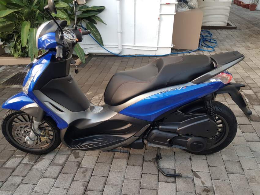 Piaggio beverly s 300 cc  on Aster Vender
