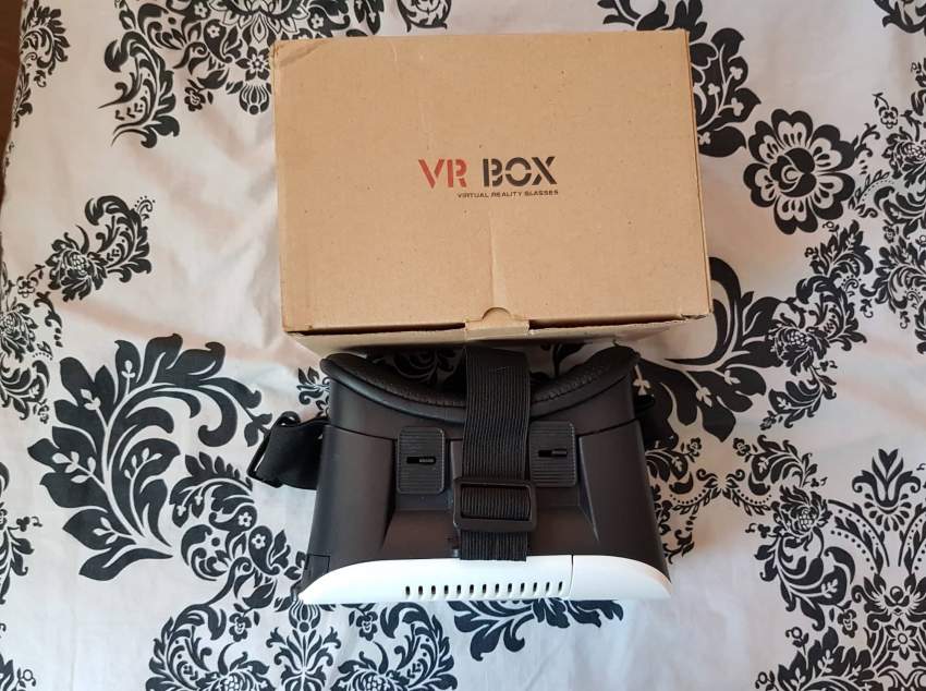 2 VR Glass for Rs 1500 - 5 - Other phone accessories  on Aster Vender