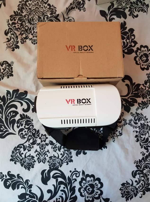 2 VR Glass for Rs 1500 - 4 - Other phone accessories  on Aster Vender