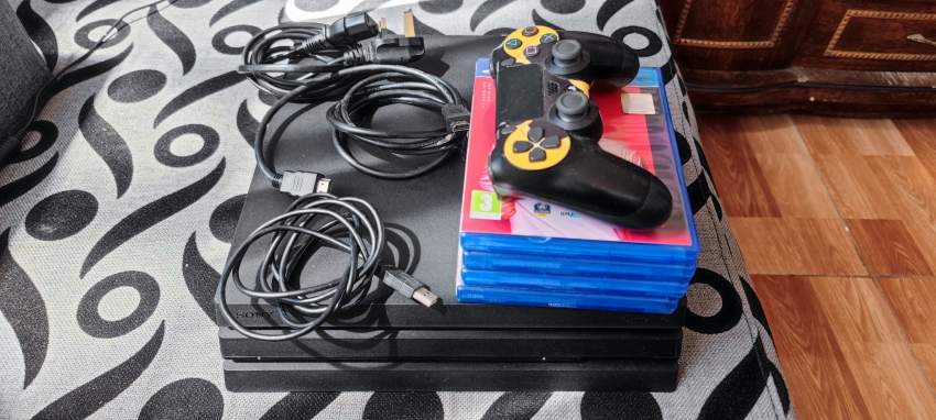 Ps4 pro - 0 - All electronics products  on Aster Vender