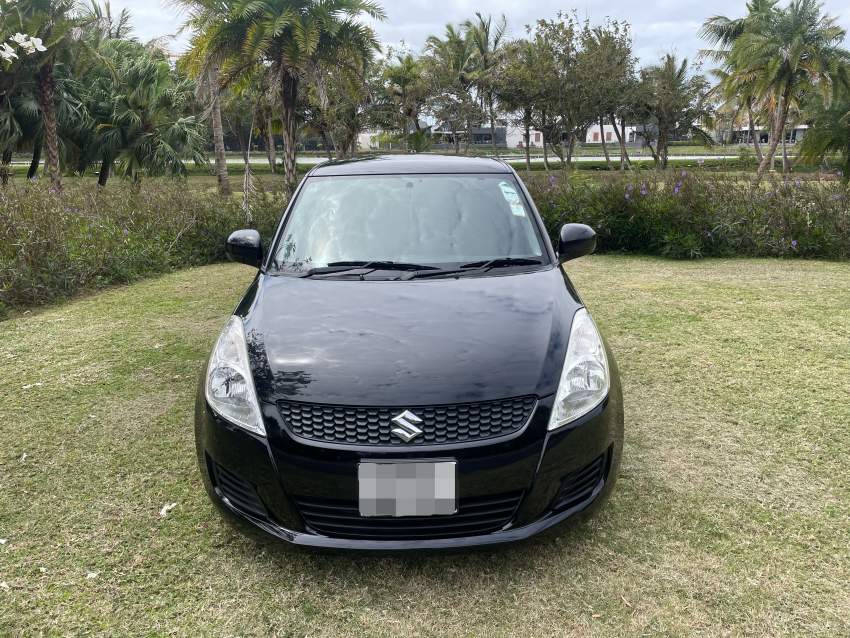 Suzuki Swift  - 1 - Compact cars  on Aster Vender