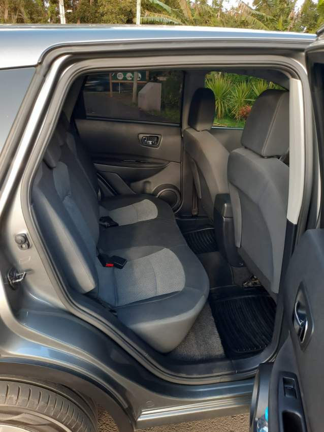 Nissan quashai - 2 - SUV Cars  on Aster Vender