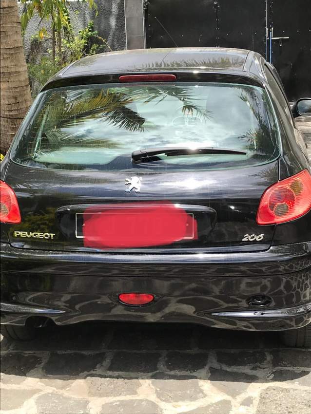 Car peugeot 206 - 0 - Family Cars  on Aster Vender