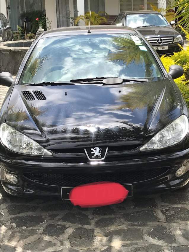 Car peugeot 206 - 2 - Family Cars  on Aster Vender