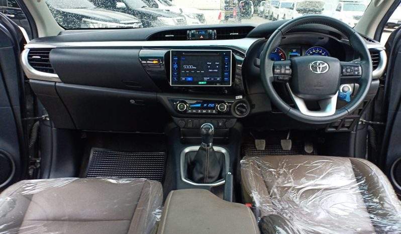 2015 – REVO 4WD 2.8G MT DOUBLE CAB DARKGREY – 7702 - Pickup trucks (4x4 & 4x2) on Aster Vender
