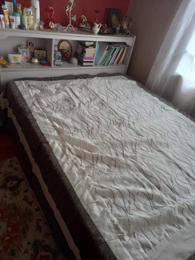 Lit et etageres - 1 - Bedroom Furnitures  on Aster Vender