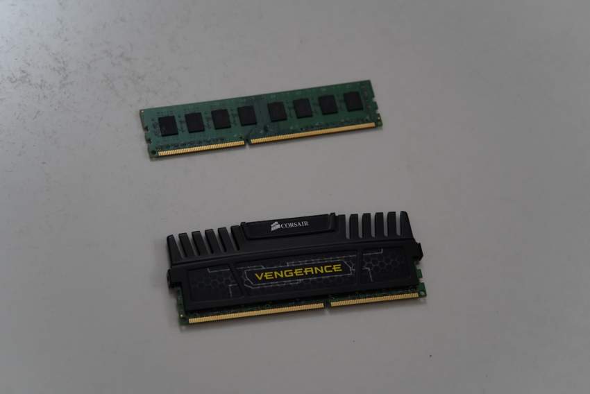 Corsair Vengeance pair, 8GB DDR3 x 2 , total 16GB - 0 - Memory (RAM)  on Aster Vender