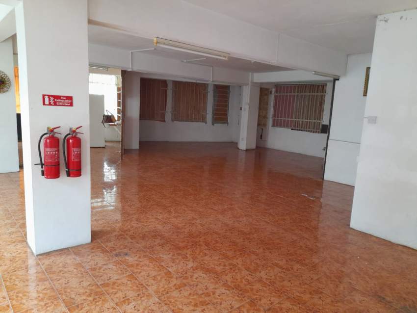 Commercial Space – Rental Vacoas - 6 - Commercial Space  on Aster Vender