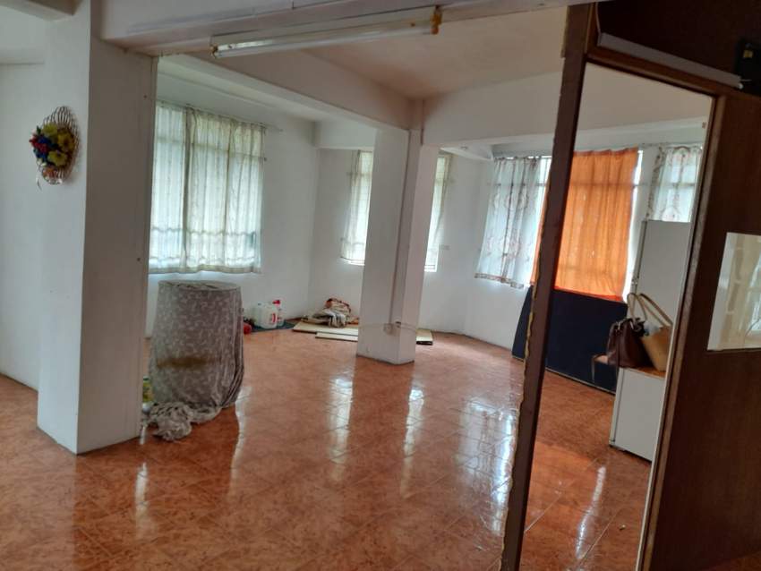 Commercial Space – Rental Vacoas - 5 - Commercial Space  on Aster Vender