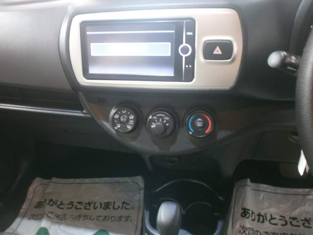 TOYOTA VITZ - 4 - Family Cars  on Aster Vender