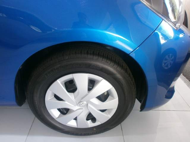 TOYOTA VITZ - 7 - Family Cars  on Aster Vender