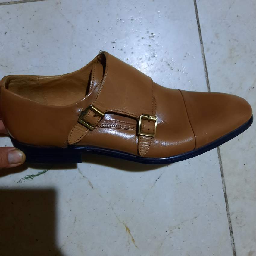 Steve Madden Chassure Homme Cuir Cognac Brillant Taille 40 - Classic shoes at AsterVender