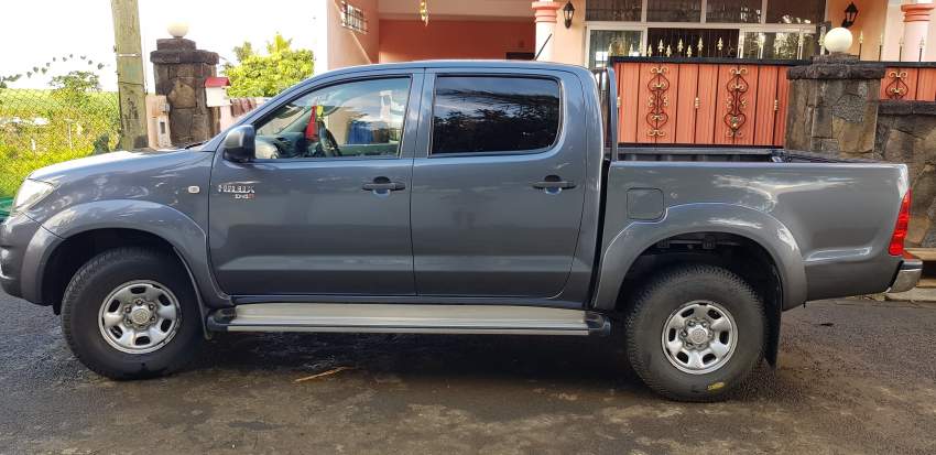 Toyota hilux 4x4 on Aster Vender