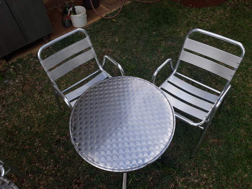Tables et chaises de jardin (Set complet) - 4 - Garden Furniture  on Aster Vender