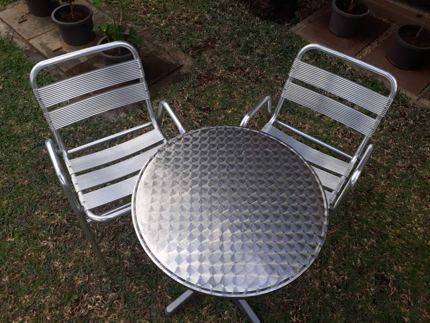 Tables et chaises de jardin (Set complet) - 3 - Garden Furniture  on Aster Vender