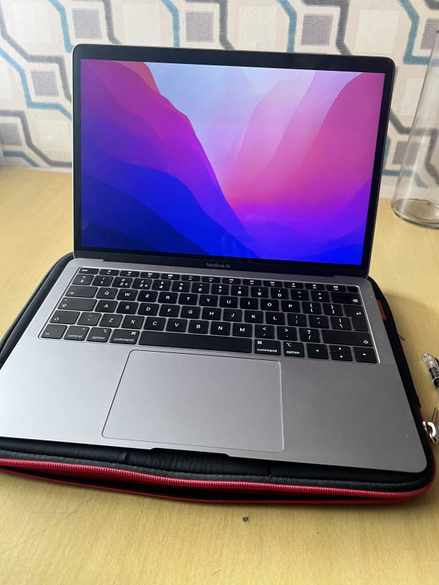 MacBook Air 2019 - 1 - Laptop  on Aster Vender