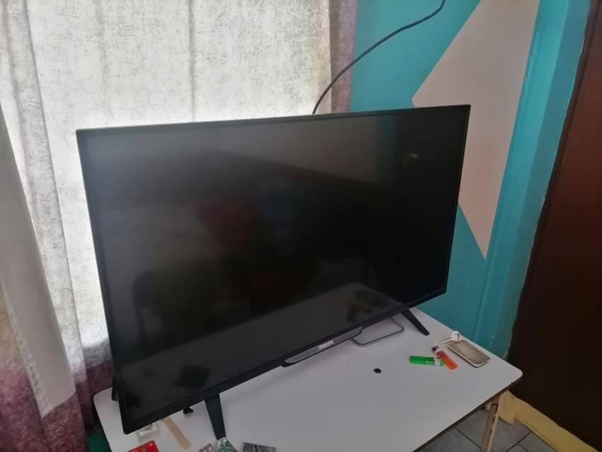 TV 43 p Philips 4k Full HD  - 0 - All electronics products  on Aster Vender