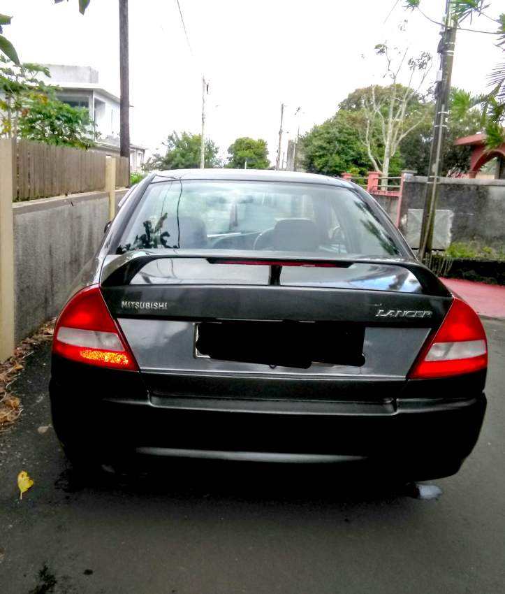 Mitsubishi Lancer GLX 1.3 Sedan - 3 - Family Cars  on Aster Vender