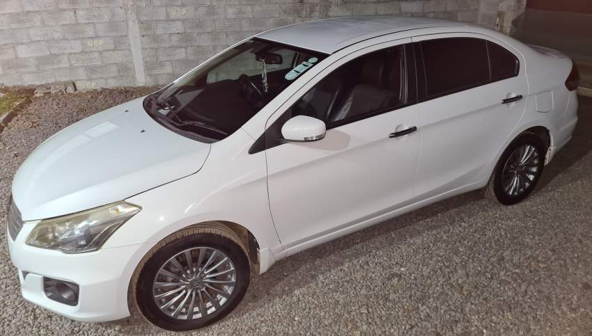 Suzuki Ciaz Glx - 1 - Family Cars  on Aster Vender