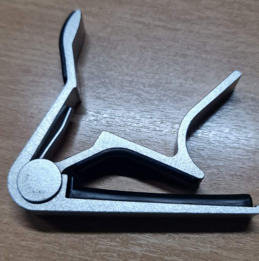 Focus Acoustic Guitar (USA) Urgently selling - 3 - Accoustic guitar  on Aster Vender